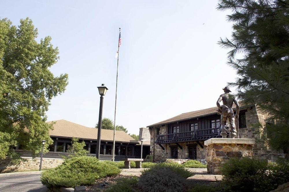 Giant City Lodge photo 19