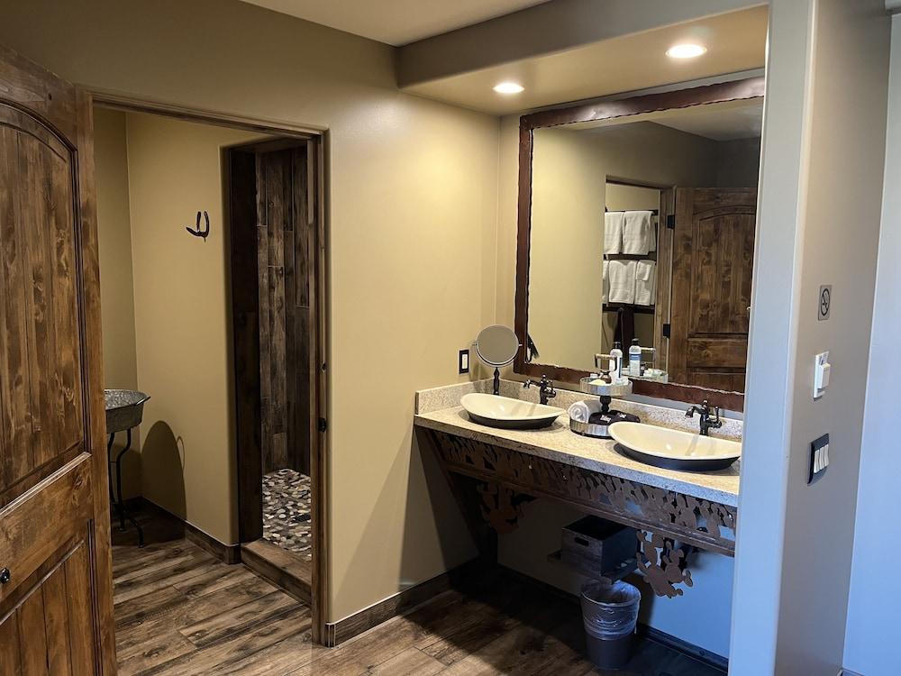 Prickly Pear Inn photo 22