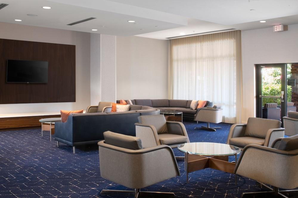 Courtyard by Marriott Lubbock Downtown/University Area photo 3