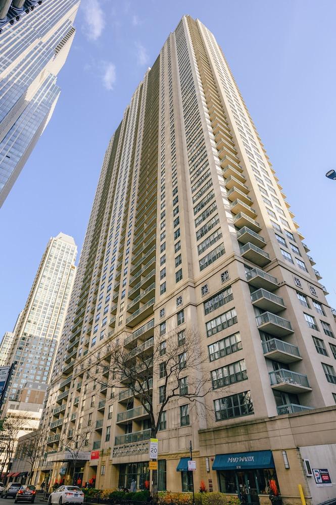 Kasa Magnificent Mile Chicago photo 1