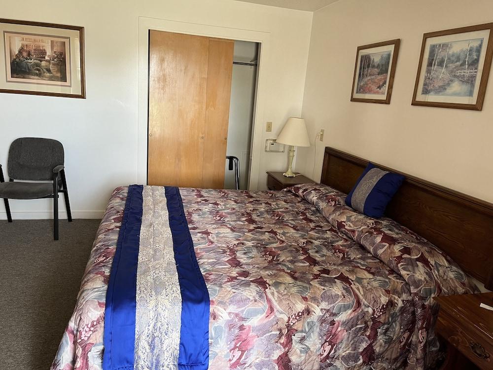 Sudbury Court Motel and RV Park photo 8