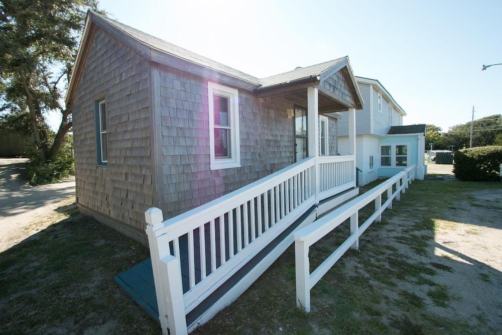 Outer Banks Motel - Village Accommodations photo 94
