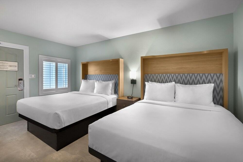 Seaside Inn Oceanfront photo 15
