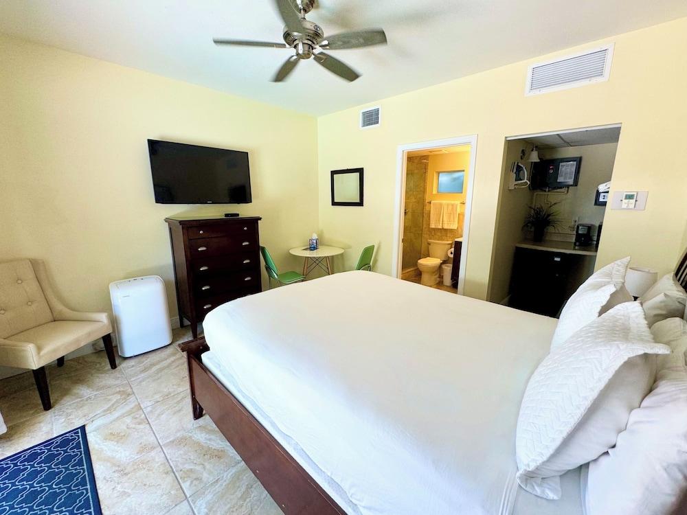 Inn On The Drive ( Adults Only) photo 54