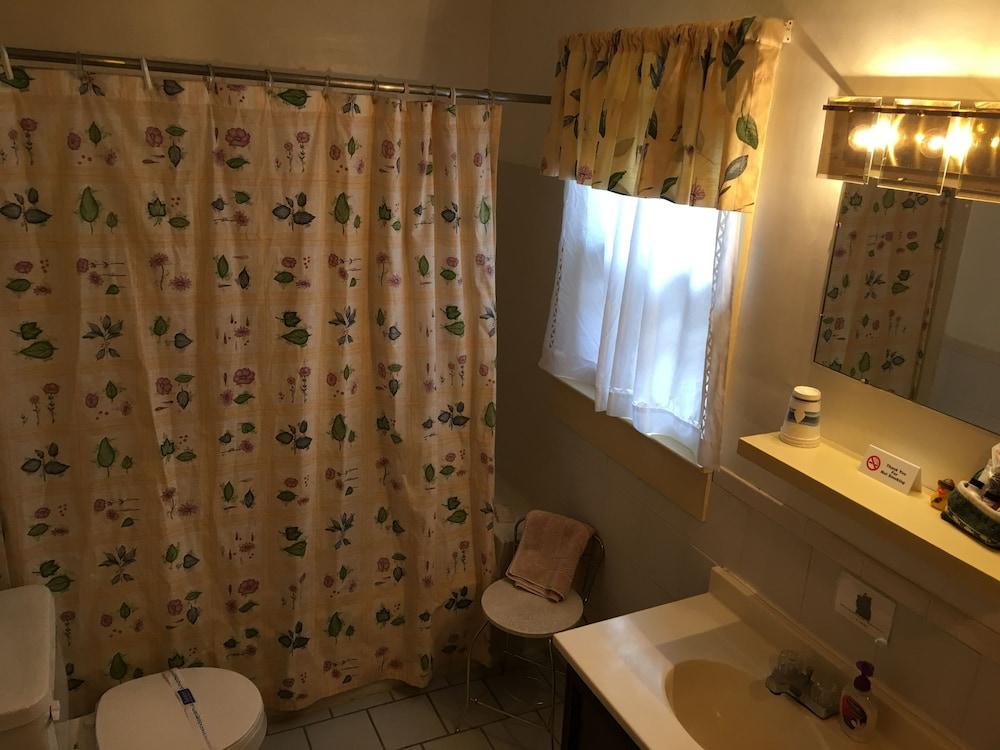 Black Bear Inn photo 21