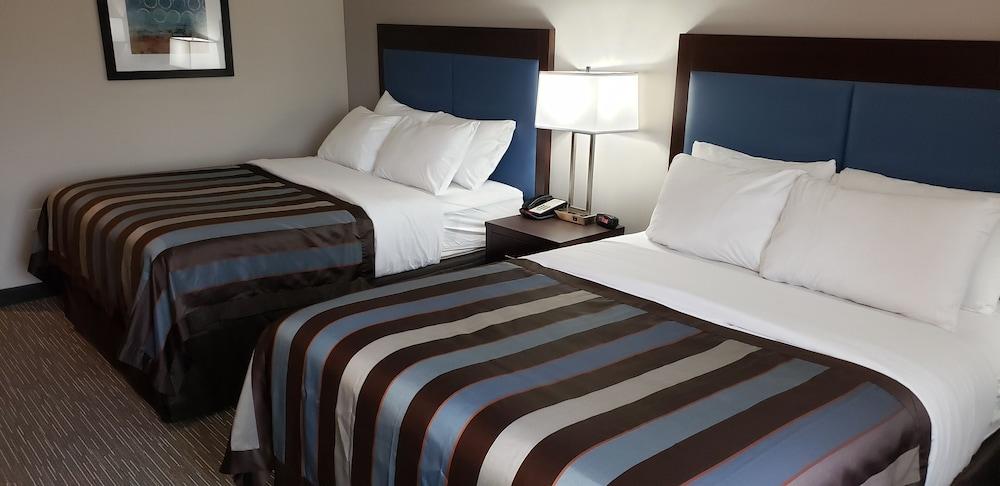 Wingate by Wyndham Christiansburg photo 21