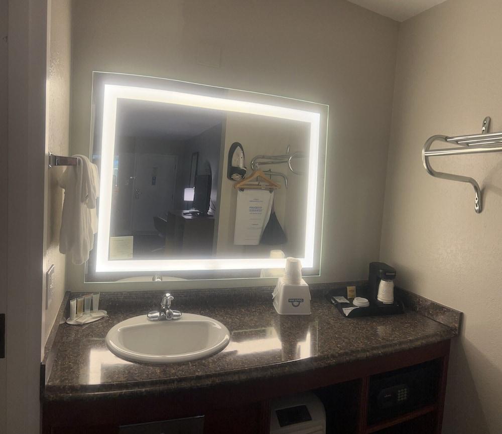 Days Inn by Wyndham Port Charlotte/Punta Gorda photo 15