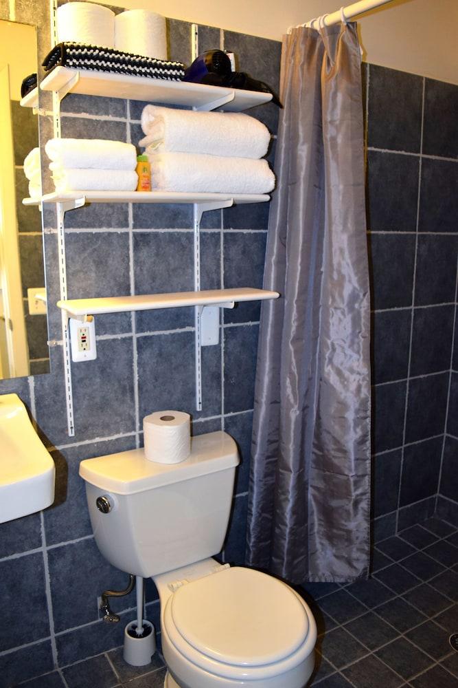 Veterans Park Hotel photo 55