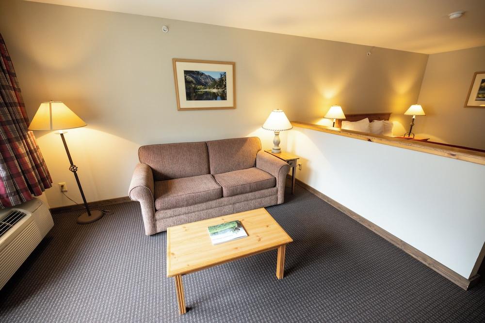 Salmon Rapids Lodge photo 37