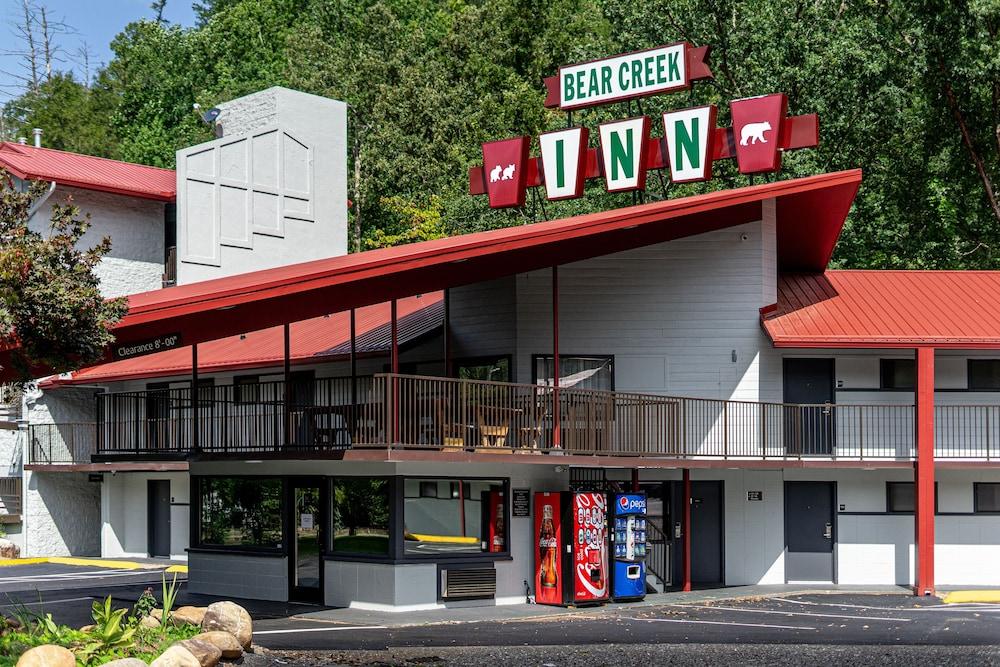 Bear Creek Inn photo 49