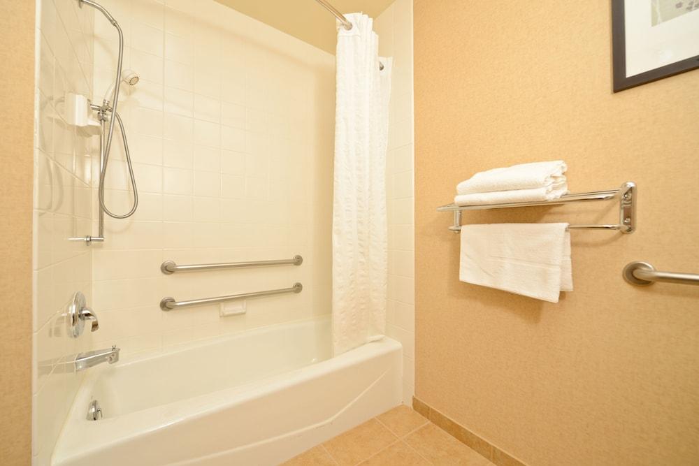 Yellowstone Westgate Hotel photo 34