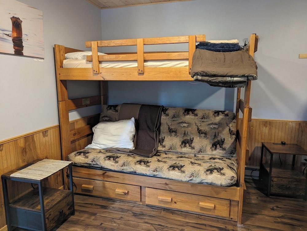 Saganaga Lodge photo 31