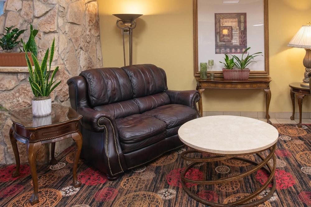 MCM Eleganté Hotel & Suites photo 3