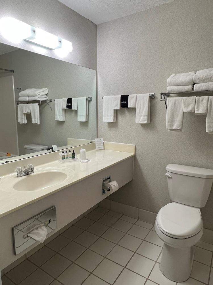 Country Inn Walker photo 24