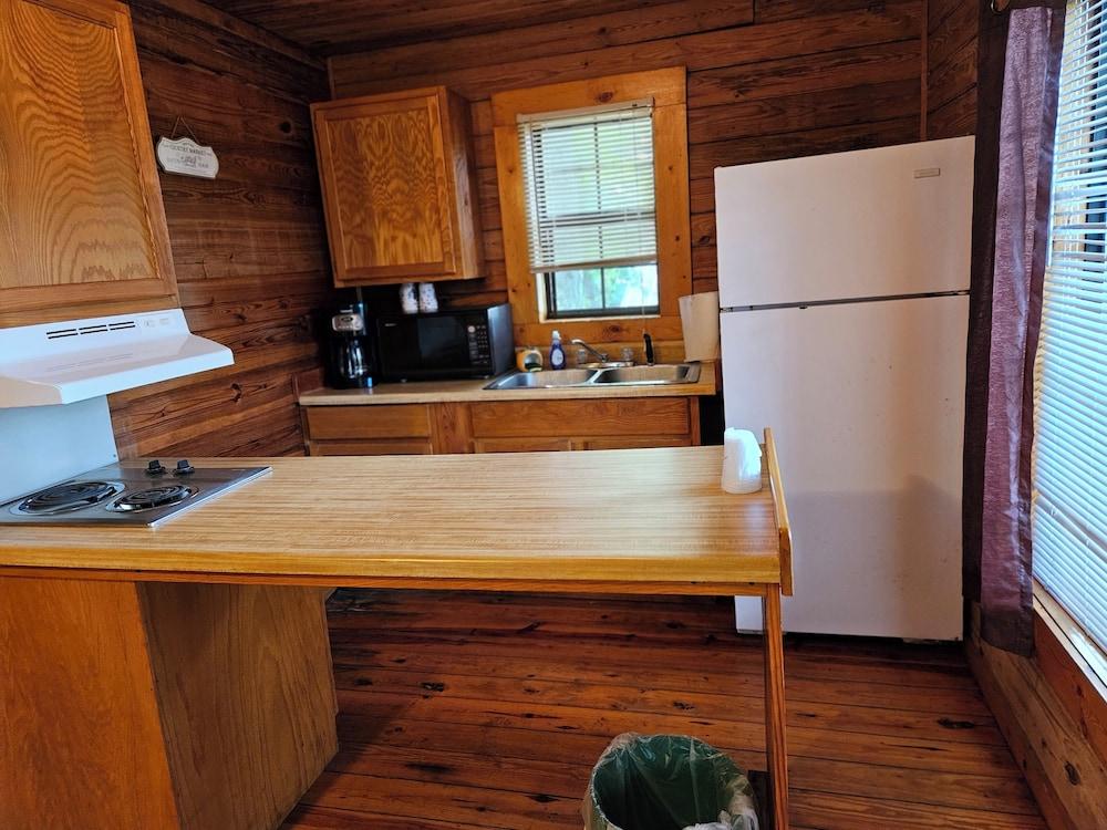 Riverview Cabins photo 4