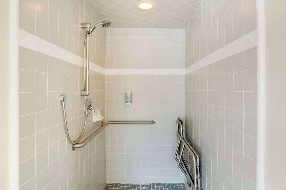 Best Western Clovis Cole photo 25