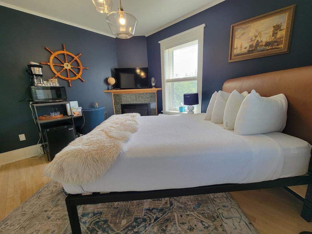 Historic GG Barnum Mansion by Heirloom Boutique Collection photo 7