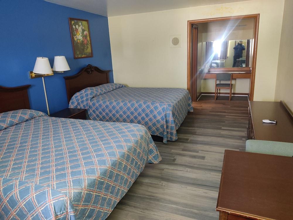 Sands Motel photo 9