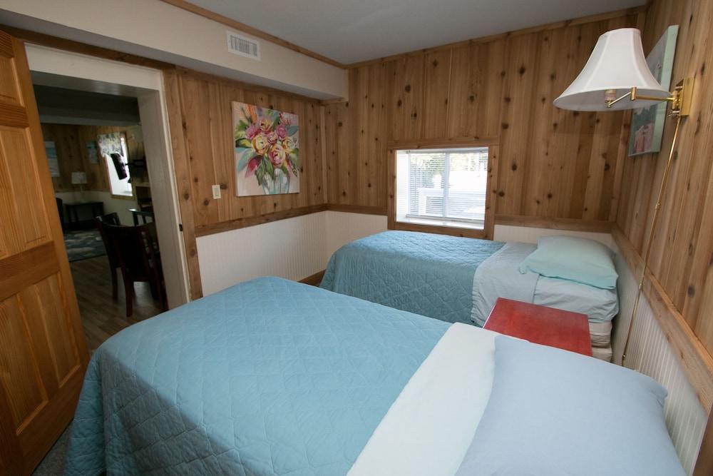 Outer Banks Motel - Village Accommodations photo 11