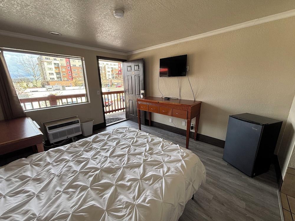 Jet Inn Motel photo 7