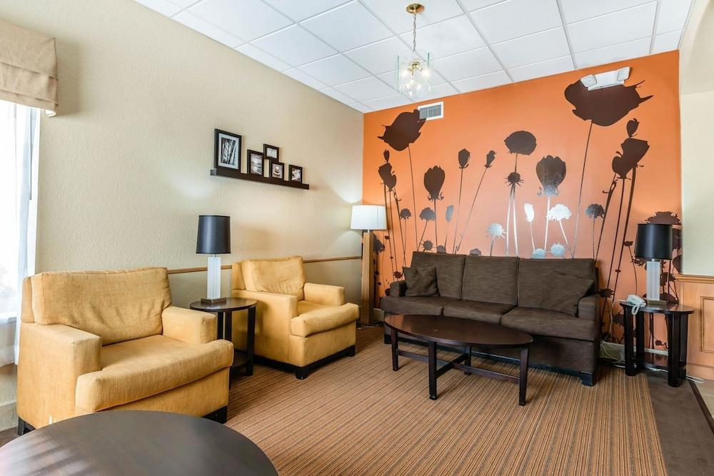 Sleep Inn and Suites - Ocala / Belleview photo 4