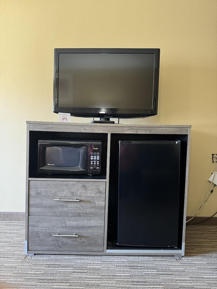 Quality Inn Forsyth - Decatur photo 18