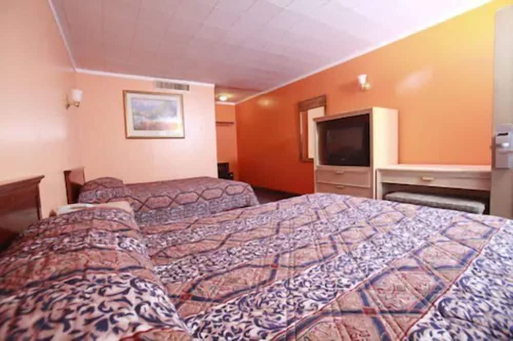 Meadowbrook Motor Lodge photo 14