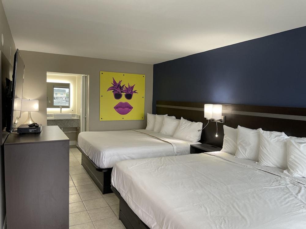 Seaside Sands Inn photo 53