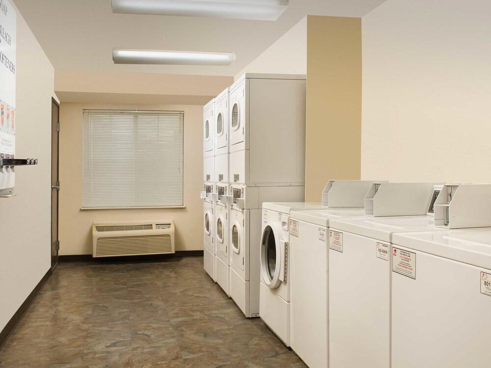 WoodSpring Suites Columbia Lexington photo 14