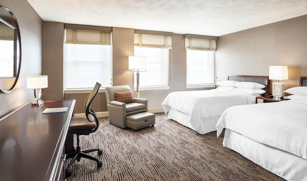 Sheraton Commander Hotel photo 6