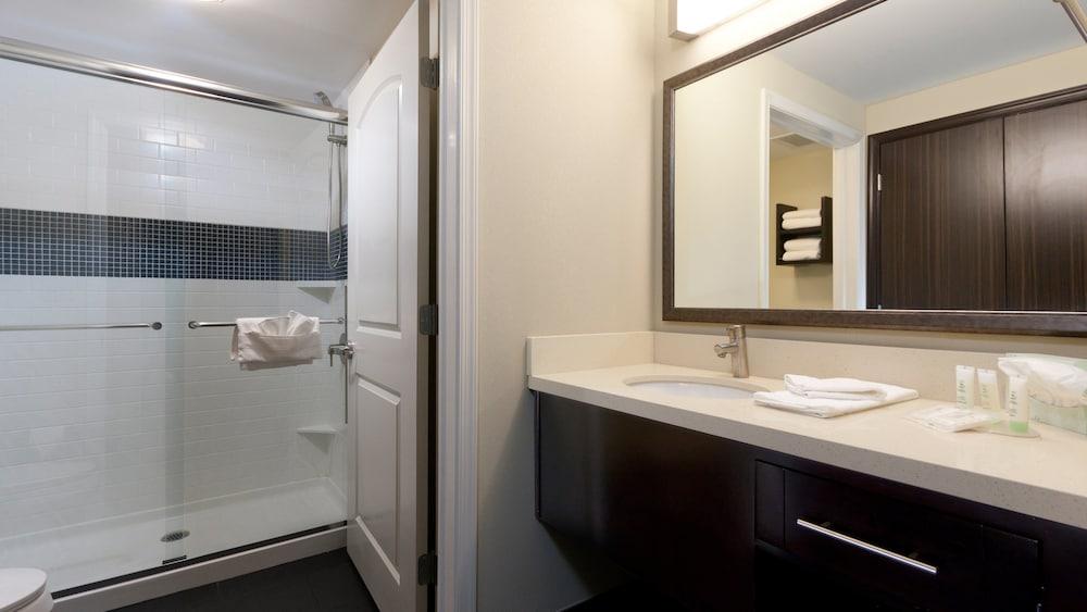 Staybridge Suites Buffalo-Amherst by IHG photo 29