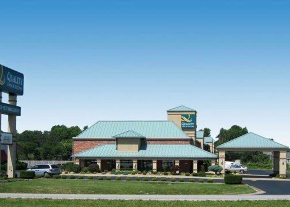 Quality Inn and Suites photo 34