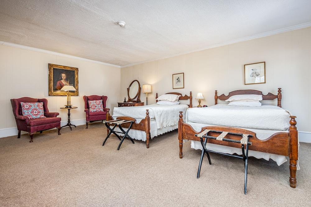 Wayside Inn photo 21