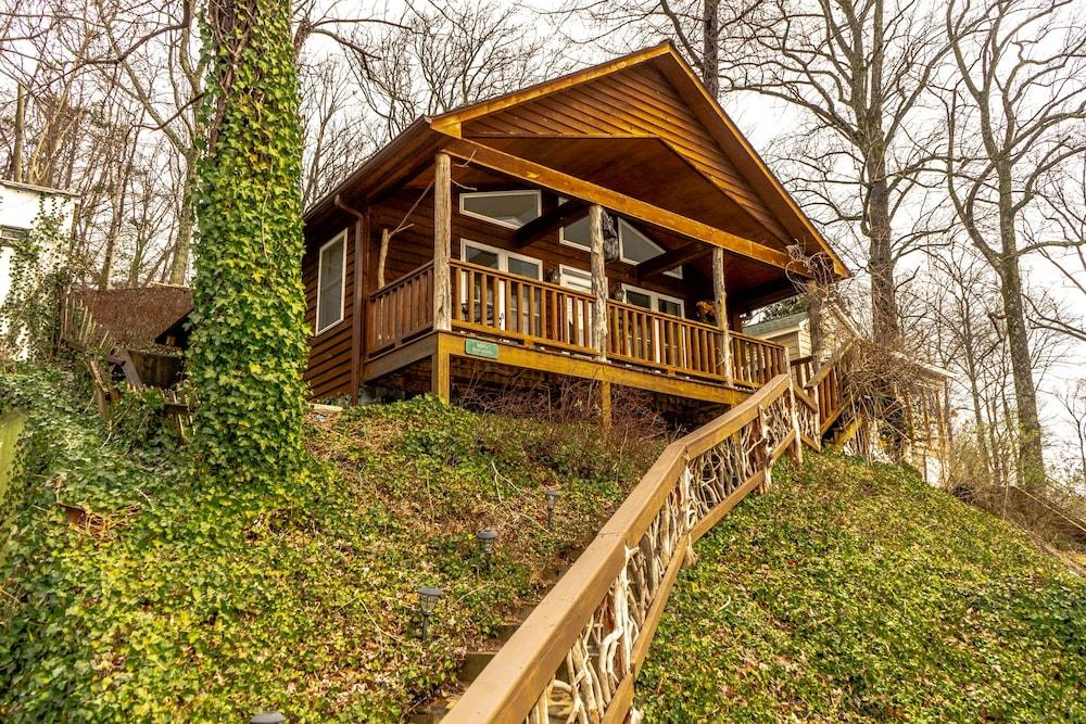 The Chimney Rock Inn & Cottages photo 92