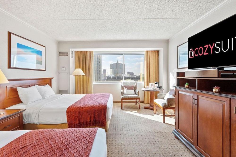 CozySuites at Showboat photo 72