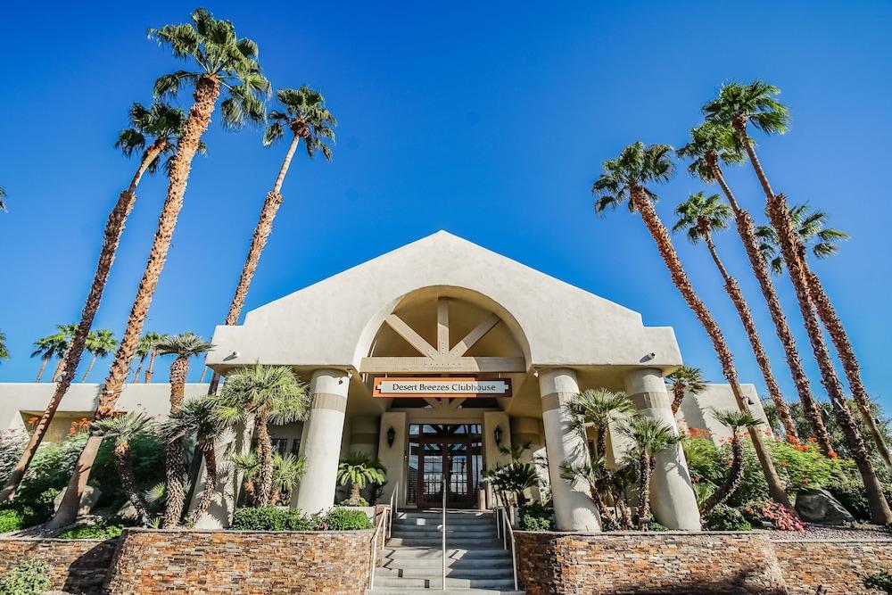 Desert Breezes Resort photo 52