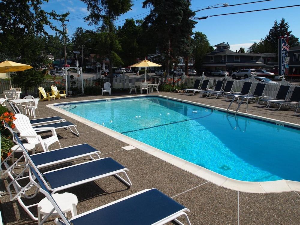 Admiral Motel photo 31