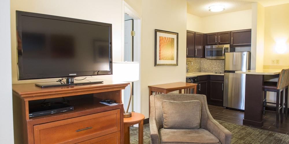 Staybridge Suites Fargo by IHG photo 65