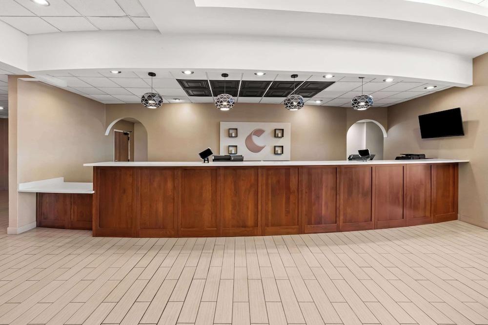 Comfort Inn & Suites Omaha Central photo 24