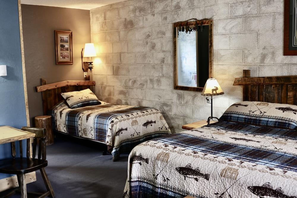 Rocky Mountain Lodge photo 65