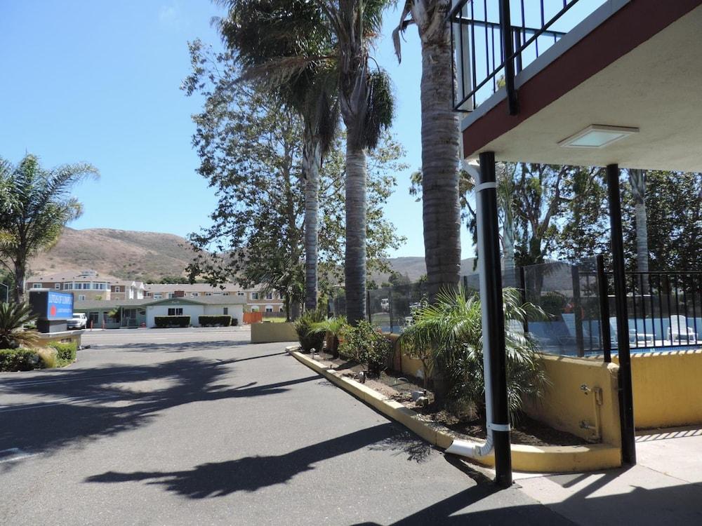 Lotus of Lompoc - A Great Hospitality Inn photo 15