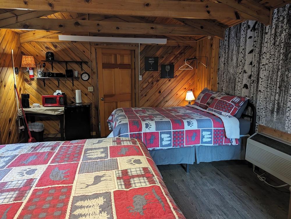 Ponderosa Pines Inn and Cabins photo 15