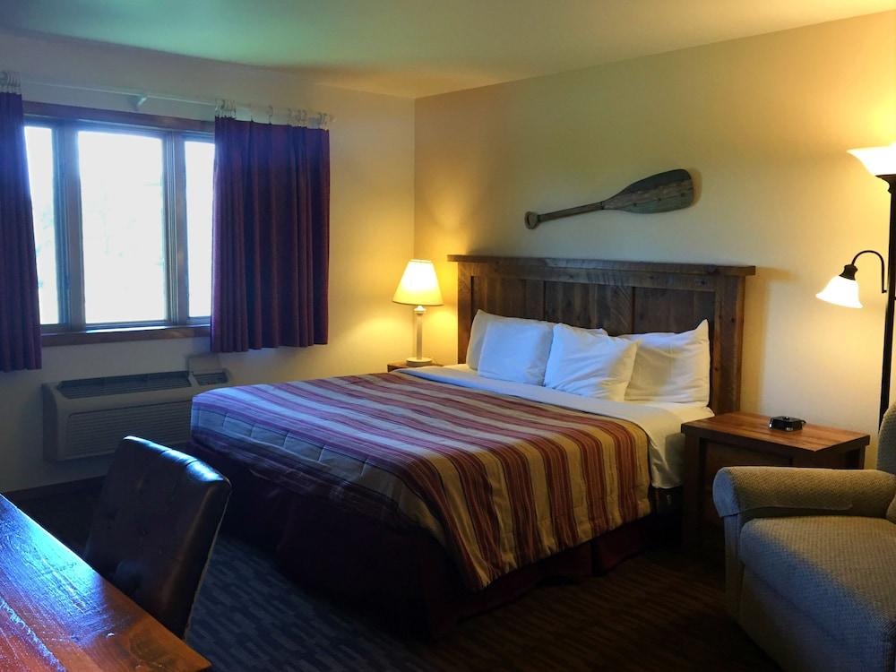Open Hearth Lodge photo 66