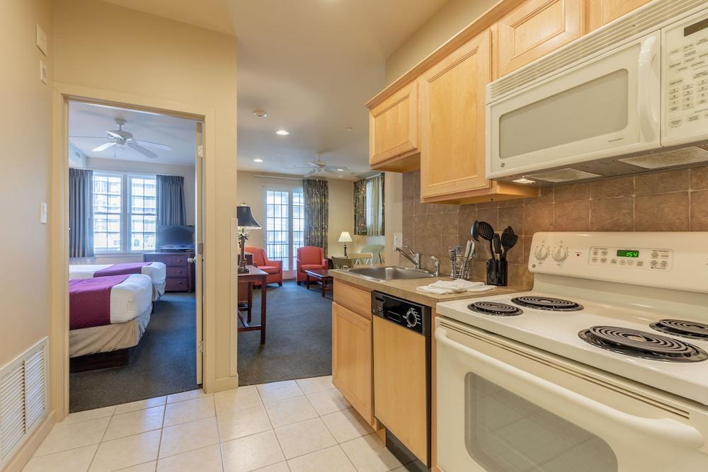Ebb Tide Suites photo 21