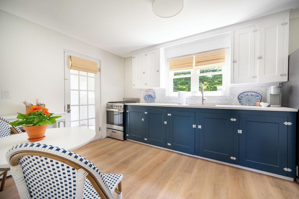Marina Bay Cottages photo 16