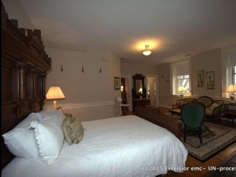 Inn at Springfield Manor photo 15