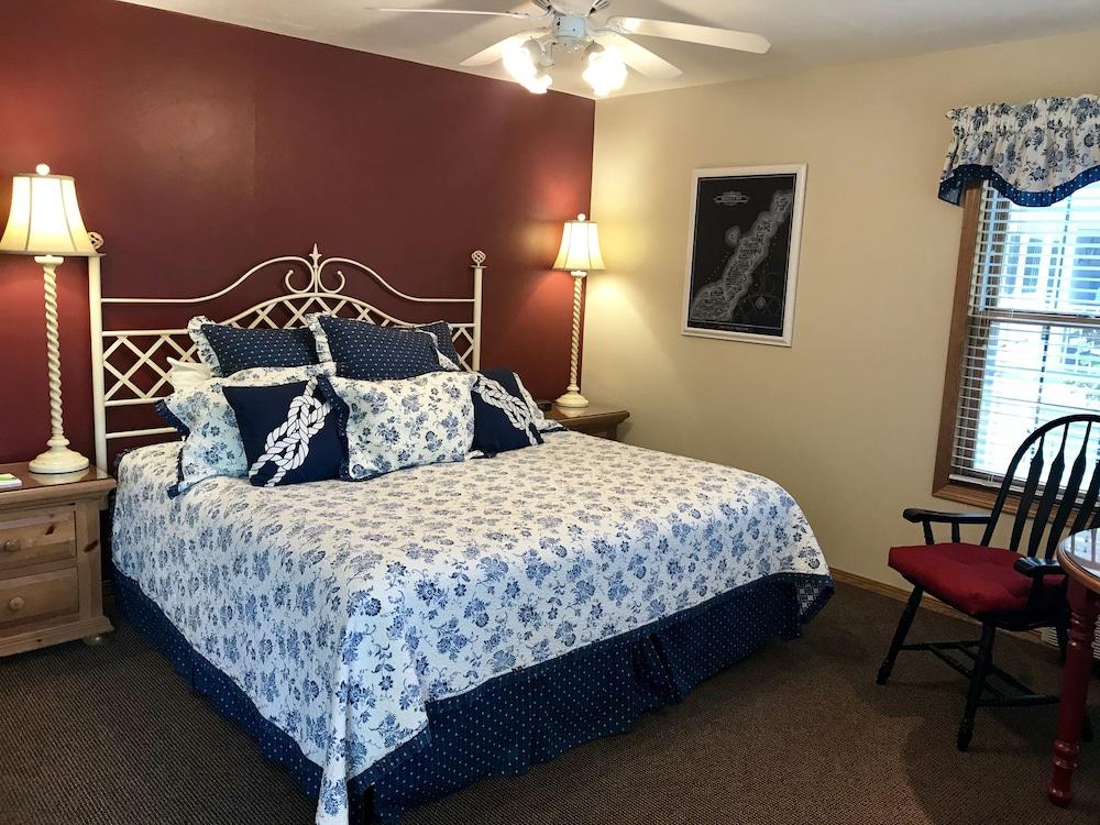 Bay Breeze Resort photo 44