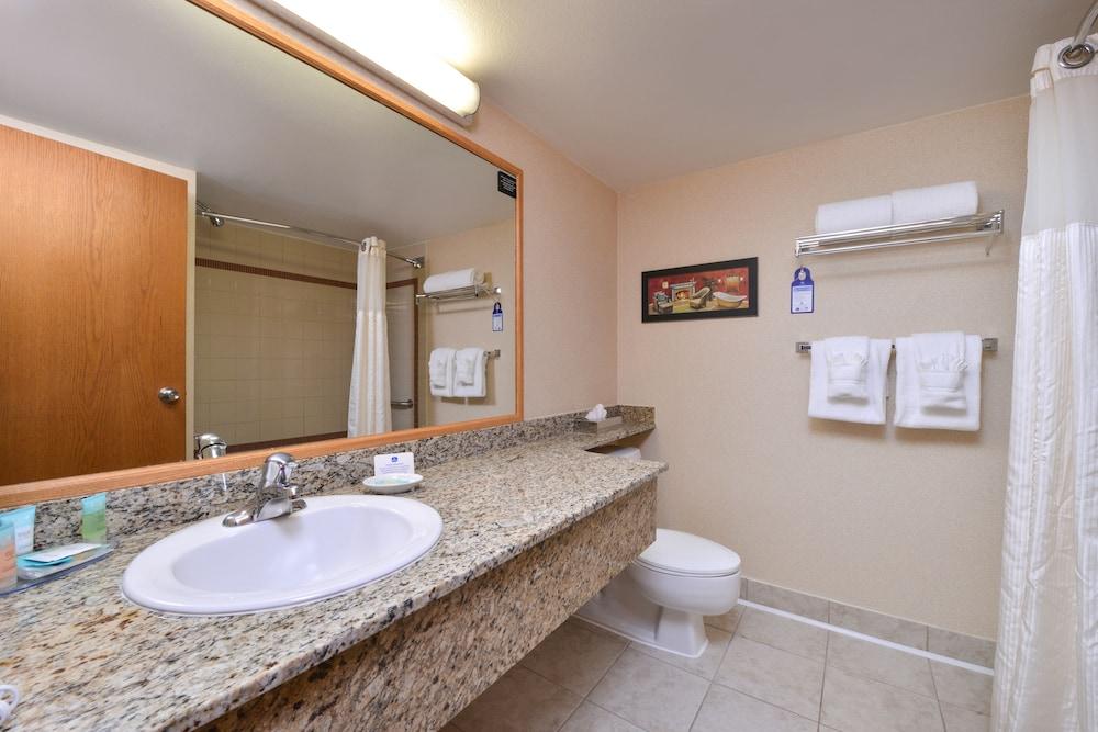 Best Western Plus Downtown Tacoma photo 50