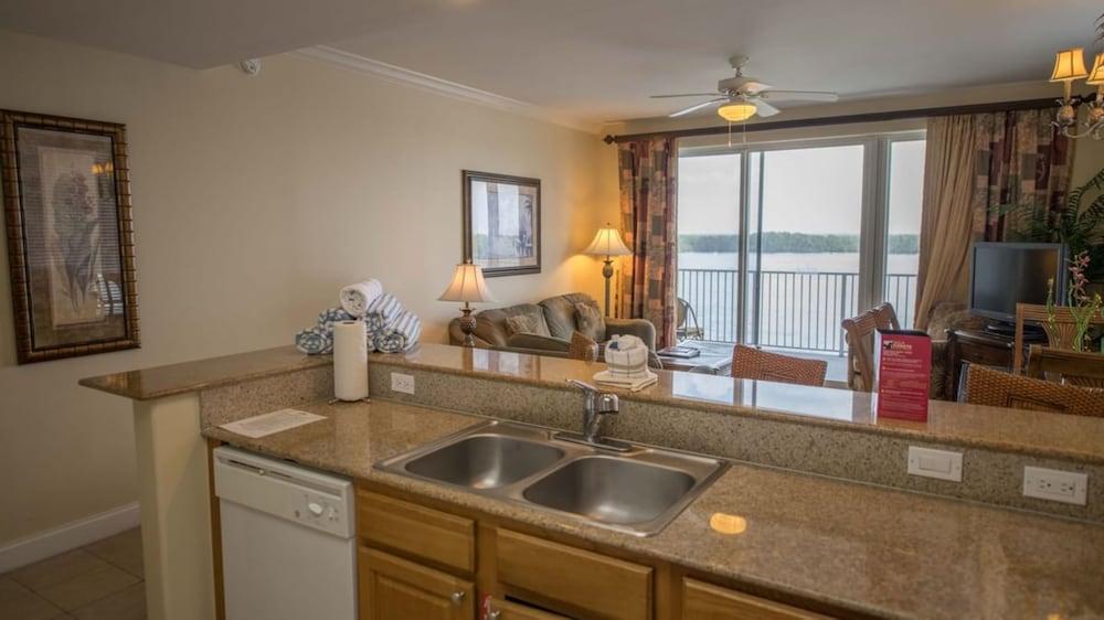 Blue Heron Beach Resort photo 37