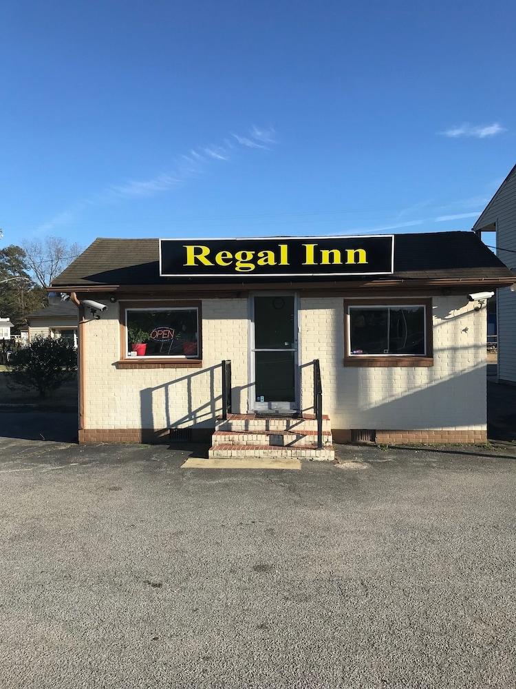 Regal Inn photo 1